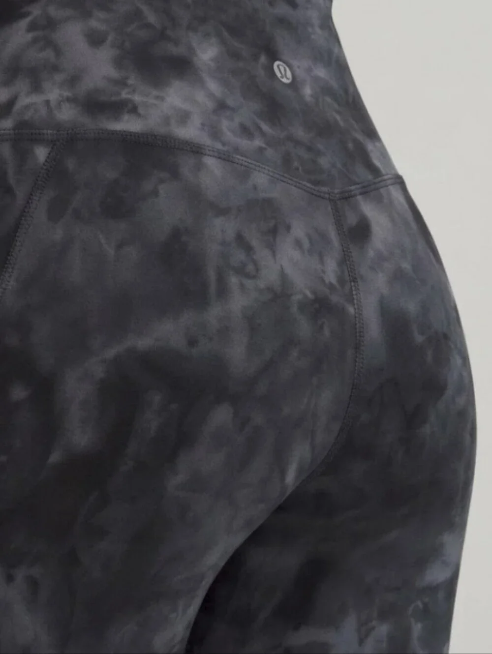 Lululemon Align High Rise Diamond Dye Size 6 Inseam 29
